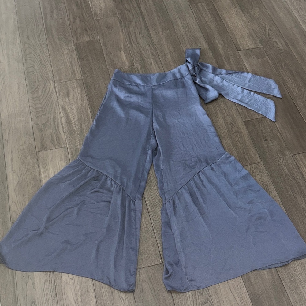 DO+BE Elegant satin like Wide-Leg dress Pants